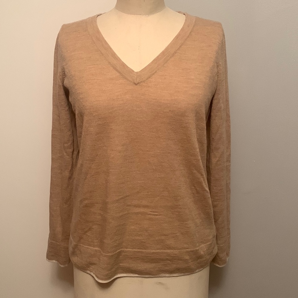 -Club Monaco v neck sweater camel colour size large
